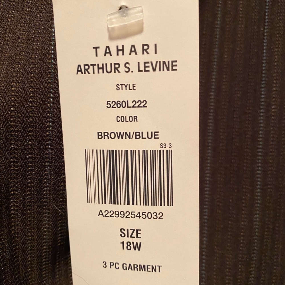 Tahari Brown Pinstripe 3 Piece Pantsuit With Sweater - Picture 11 of 16